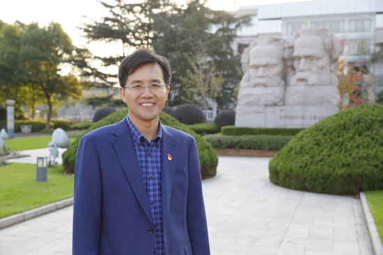 ʮv˼·hOøӈԏv̎wӡn̺飺۽hʮŴ@ԶȫćhhĈIˮƽһϵҪϵyе˼}j...[Ԕ]