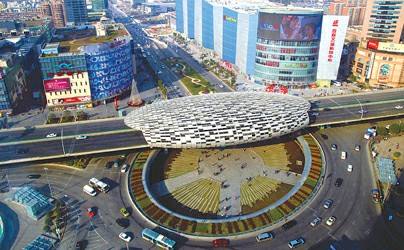 ǧfС翴Ϻ֮ǈ
ǈϺĴи֮һϲ؉KϺʮ̘I֮һSF̄OʩͨBȵĲlչѰlչɞ鱱ϺȦϺAĵض֮һ[Ԕ]