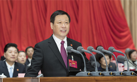 2018年1月23日，上午9時，上海市人大十五屆一次會議在上海世博中心舉行開幕會議，上海市人民政府市長應勇代表上海市人民政府，向大會作市人民政府工作報告。