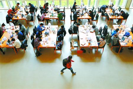 Tڡ֖|ĸ³߶ ΈԳָĸ׌ ֖|ꑼ15ǼTڵ硱ľx Ϻ15^ȦҎtԇУꑼֵȰl1015^Ȧ桷һס^A15犲̞돽ȦBtĻwُϰճ^YԴKTڡ֖|ĸ³߶12ǰ1018֖|Ľ׌Ĵ󲿷һTkYڮrЇ@̫r[Ԕ]