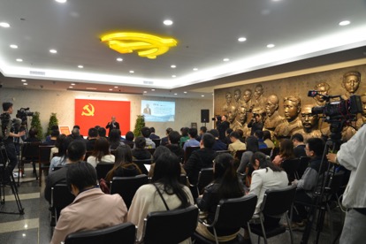 80fo90vvR˼ Bm19cR˼չ_Ԓ 4168cйһַϺdI·ʯTСٴ˟һȺ8090ꂃһ_ʼһPڡϤİˡR˼⌦Ԓ@Ԓɳ8λ80̎ǽ^йϺίhУԡo90vvR˼ˆTcϺ҆λh֧90p˂չ_һ挦潻Ҳ鼴417ʽƳġo90vvR˼lhnݡۡ[Ԕ]