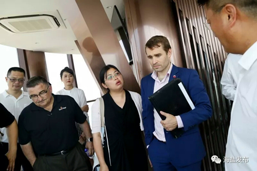 美國駐滬商務領事參觀中建二局項目