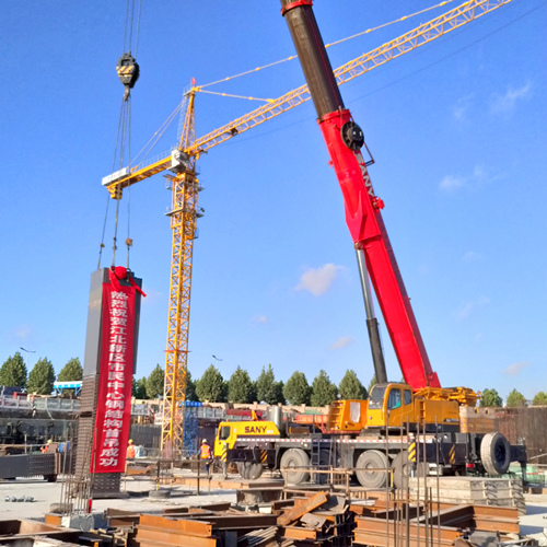 江北新區市民中心鋼結構首吊成功