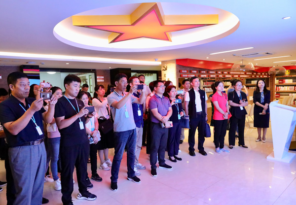 ־WTcٝ^hġ|ӱe4000ƽ}M^hУȺF֮Mء28ȫлhIӖʾF̌Wc|´ֵhȺWTʯTLĴTʰϽ^艦MǷՅ^ͽM^ЇH蘷VMtɫY^hLƬԺIĻhMӛ܊ʾMһW|hȺĵĹhcսYVṩ[Ԕ] 