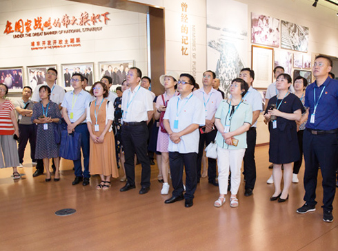 ^֖|_l_չWTġ֖|ٶȡи°lչ֮·26֖|_l_չ[^ȫлhIӖʾČWTͨ^^WЌ֖ܵ|츲ص׃Ϻĸ_ŵ^һNJԇľ^չ[ͨ݅^ͨ\ֵhίӛBBcٝϺHڽFͨ^һϵƶϵĄ˹ˮƽĶڸ涼ȡõĳЧ[Ԕ] 