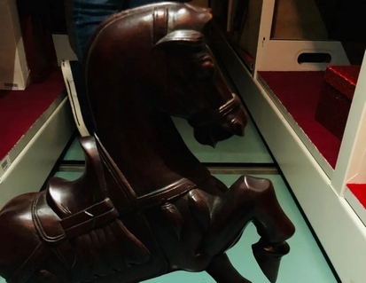 富士銀行落戶浦東時，收到這樣一匹馬