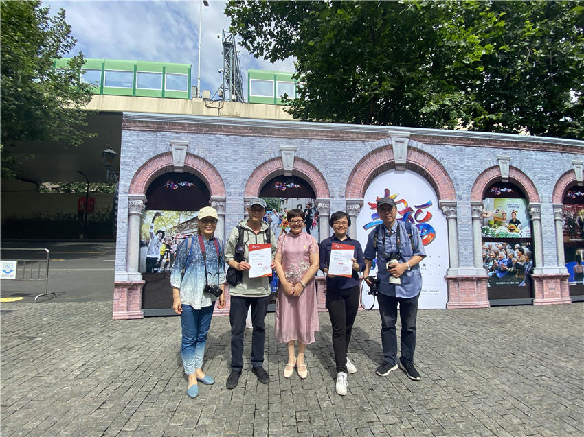 ���Ҹ��ǲ�ɫ�ġ���Ӱ���ں�չ������˼�Ϲ��^չ����4��