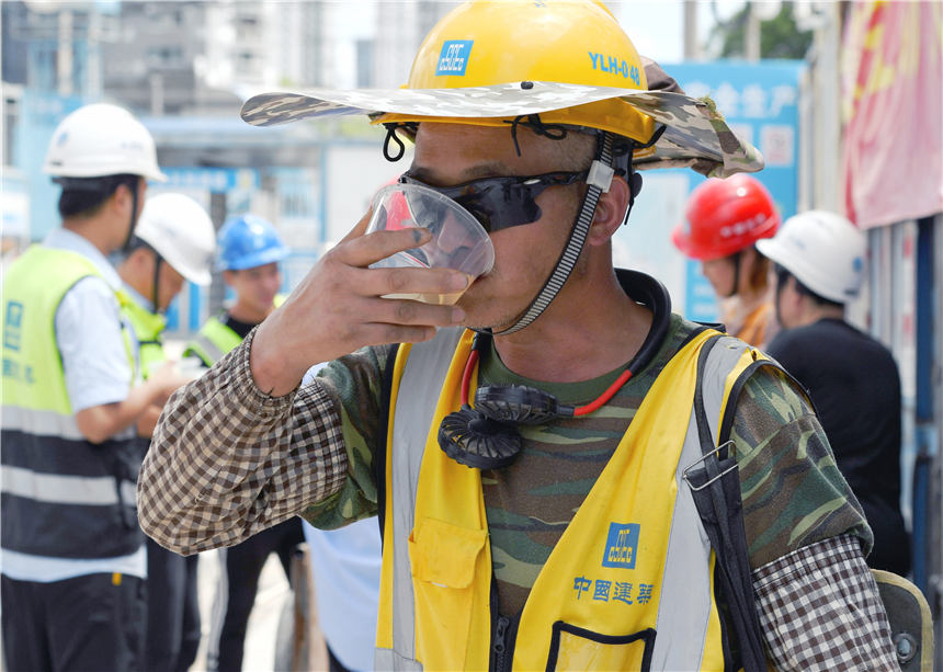 һ��G�������o��ҵĲ��H�H��͸�ĵě�ˬ����Ҹ��ܵ��ĸ����Ŀ�h֧�����ڄ��߂��ĝ���P����