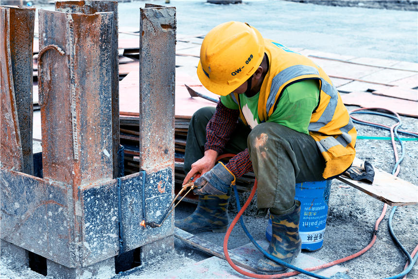 �M��ʢ�����ر�ضȘO���������������нӽ�500��һ�����O��܊��ʩ�����I��