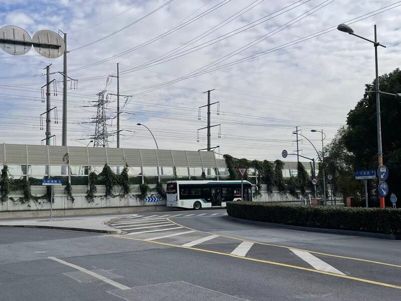 平南路在中環紅梅路戛然而止。