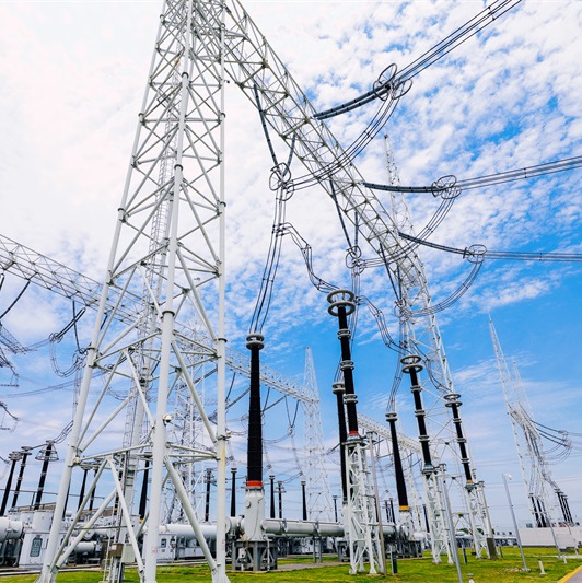 全力推進清潔能源消納，為電網運行注入綠色動能近年來，新能源逐步成為電力系統裝機主體，而諸如太陽能、生物質能、水能、風能等新能源本身具有的不確定性，往往導致了發電情況的間歇性和波動性，這對電網調度運行控制……[詳細]