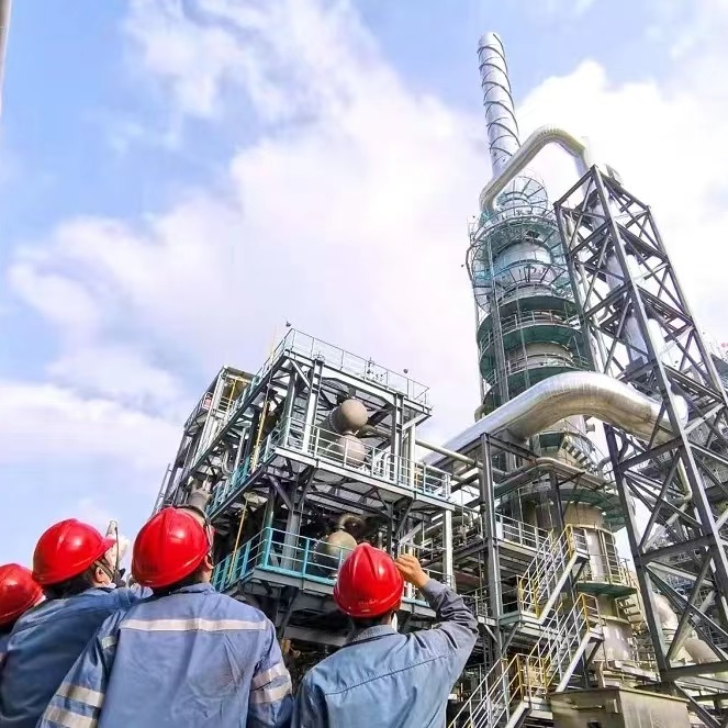 聚焦雙碳戰略，這家石化企業用科技創新推動綠色發展黃浦江畔、浦東濱江，1981年，全國第一家跨行業、跨部門聯合的特大型石油化工企業——中國石化上海高橋石油化工有限公司（簡稱“高橋石化”）成立。[詳細]