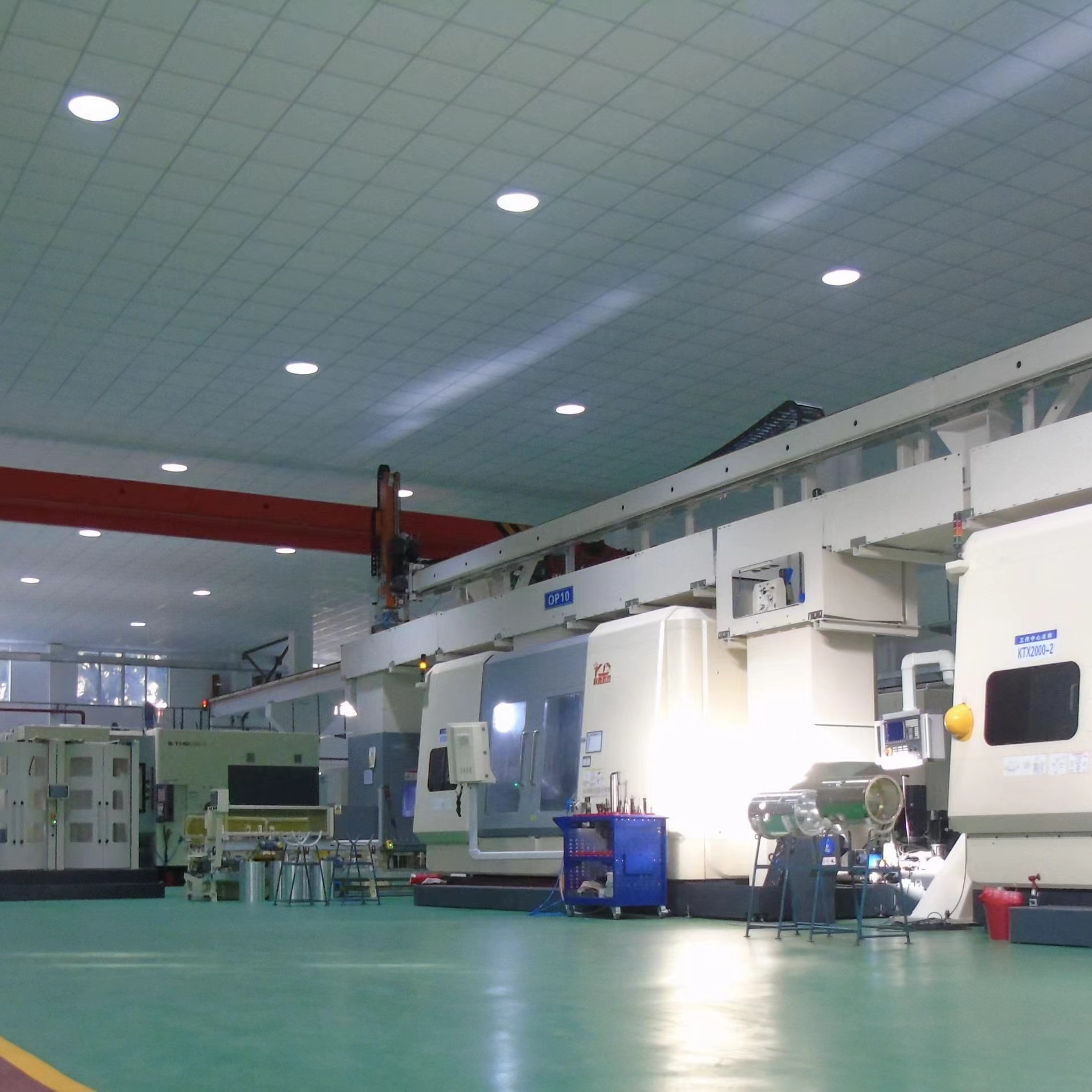 老廠換新！他們為上海制造企業轉型貢獻航天智慧在上海西南一隅，黃浦江支流合圍起一個面積4000多畝的小島，島上綠樹成蔭，環境幽雅，中國航天科技集團八院800所就坐落在這里。[詳細]