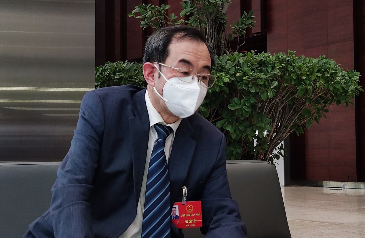 權衡代表接受大江東工作室采訪。顧海民攝