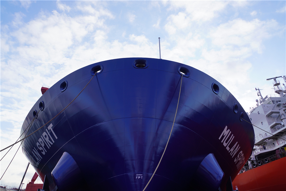 79800立方米Mark III型薄膜式液化天然氣運輸船出塢。梁靜攝