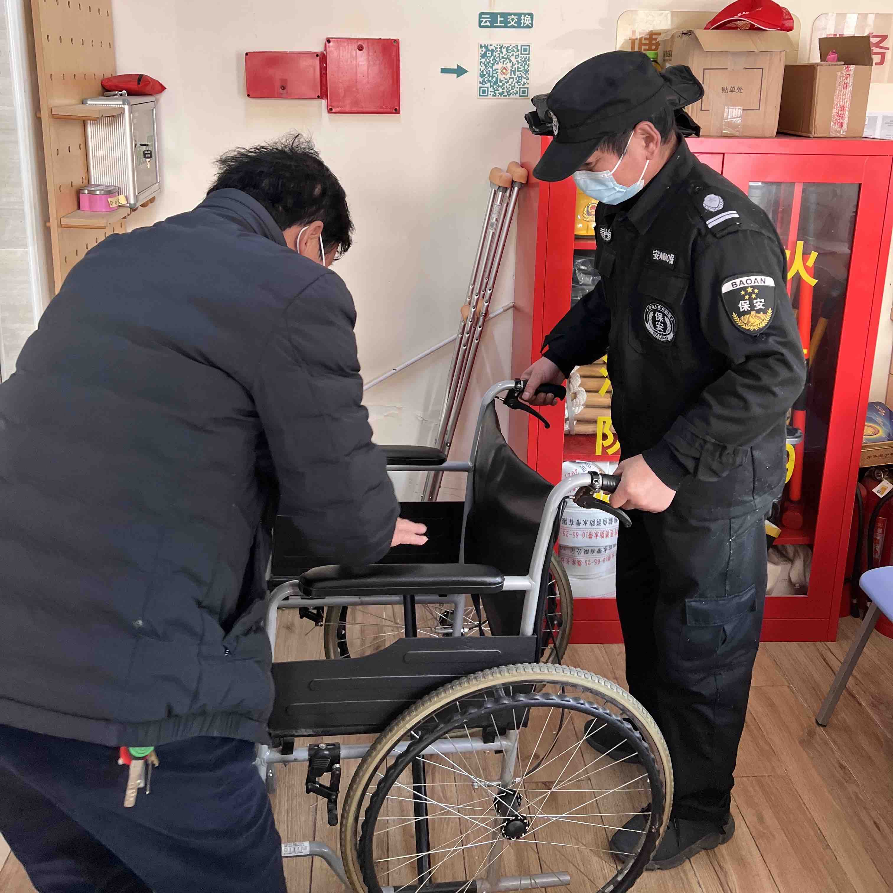 50米視界：黨建引領社區治理新空間為深入貫徹“人民城市”重要理念，塘橋街道創新探索以小區主出入口為新空間的“50米視界”建設，努力把便捷化服務、精細化治理推送到居民群眾身邊，讓群眾有……[詳細]