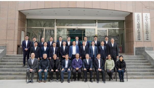 上海市總工會代表團在喀什考察調研援疆項目并慰問上海援疆干部人才