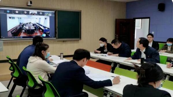 滬喀攜手搭平臺 云端教研促提升——喀什六中與上海淞浦中學開展數學學科線上教研活動