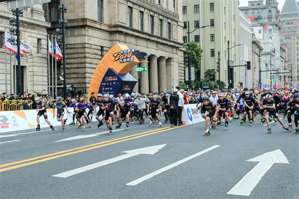 亞洲地區首個“輪滑+路跑”融合馬拉松(圖片來源:上海黃浦官方微信)