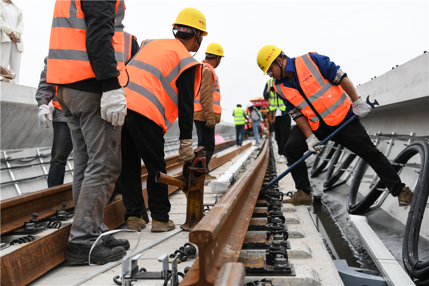 助力虹橋國際樞紐建設，上海軌道交通17號線西延伸實現全線“長軌通”