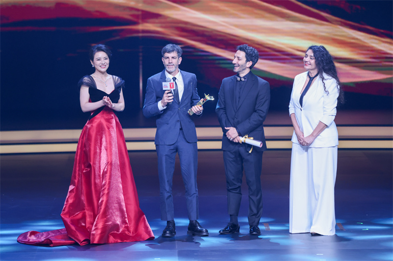 阿根廷影片《成年人》獲評委會大獎。人民網記者 王初攝