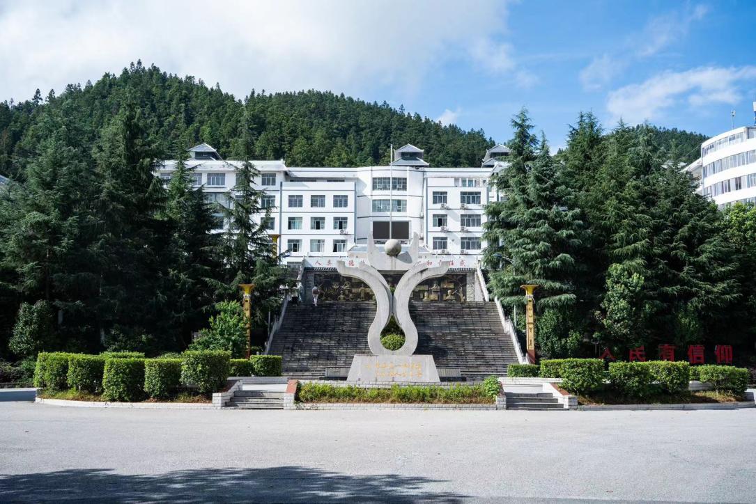 臺江民族中學。陽茜攝