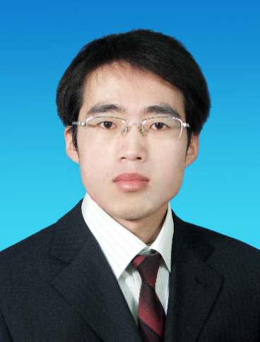 賀小林中共上海市委黨校（上海行政學院）社會學教研部副主任、教授，研究生導師。兼任復旦大學城市發展研究院研究員。中共上海市委黨校超大城市精細化治理創新團隊執行專家，上海市政府決策咨詢專家，上海市醫保協會公共政策分會副主任、社區衛生分會副會長、上海市公共事務管理研究會理事、上海市社區發展研究會理事。