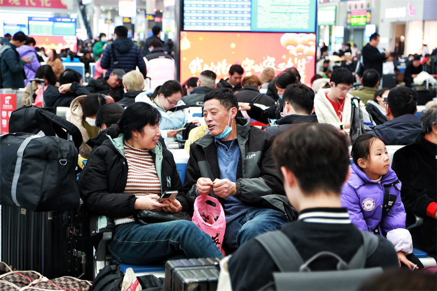 2025年春運上海首趟臨客列車開啟“回家路”【5】