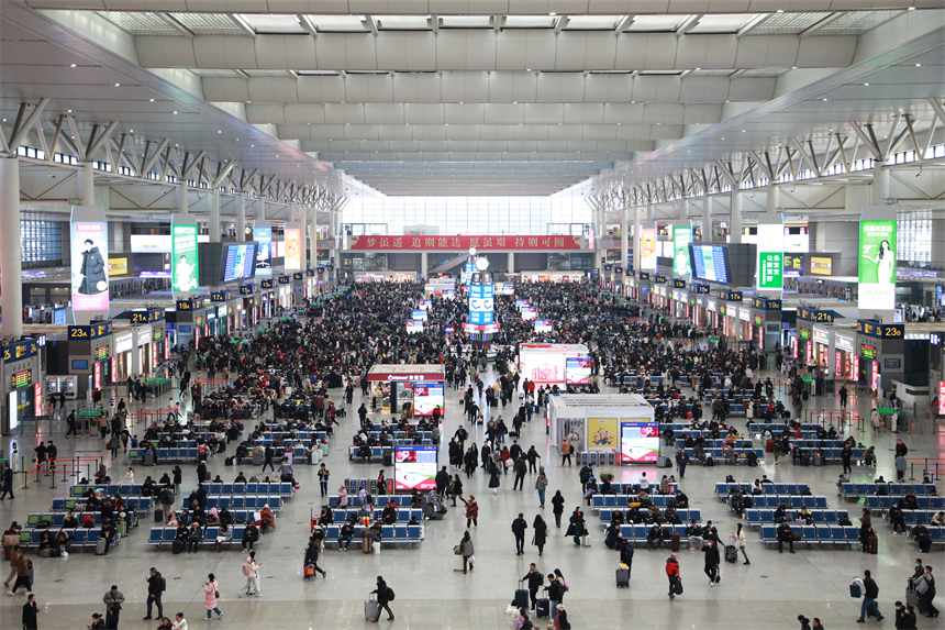 2025年春運上海首趟臨客列車開啟“回家路”【2】