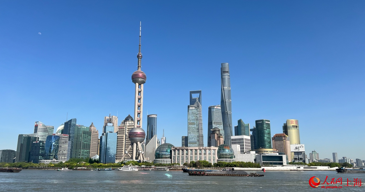 現在的陸家嘴金融城。 人民網 馬作鵬攝