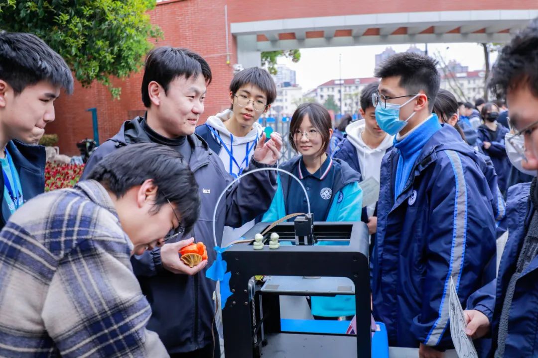 學?？茖W集市