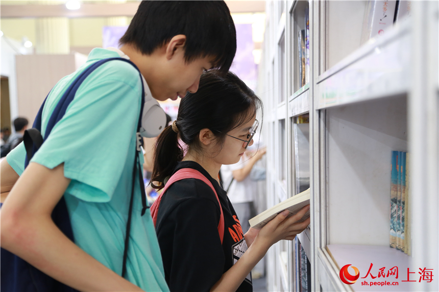 首設“雙主場”，上海書展今日開幕