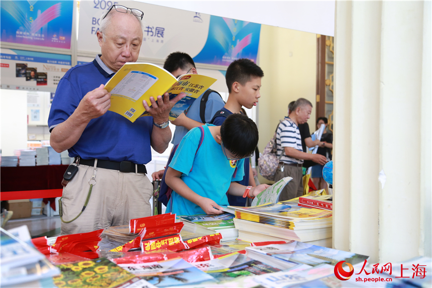 首設“雙主場”，上海書展今日開幕