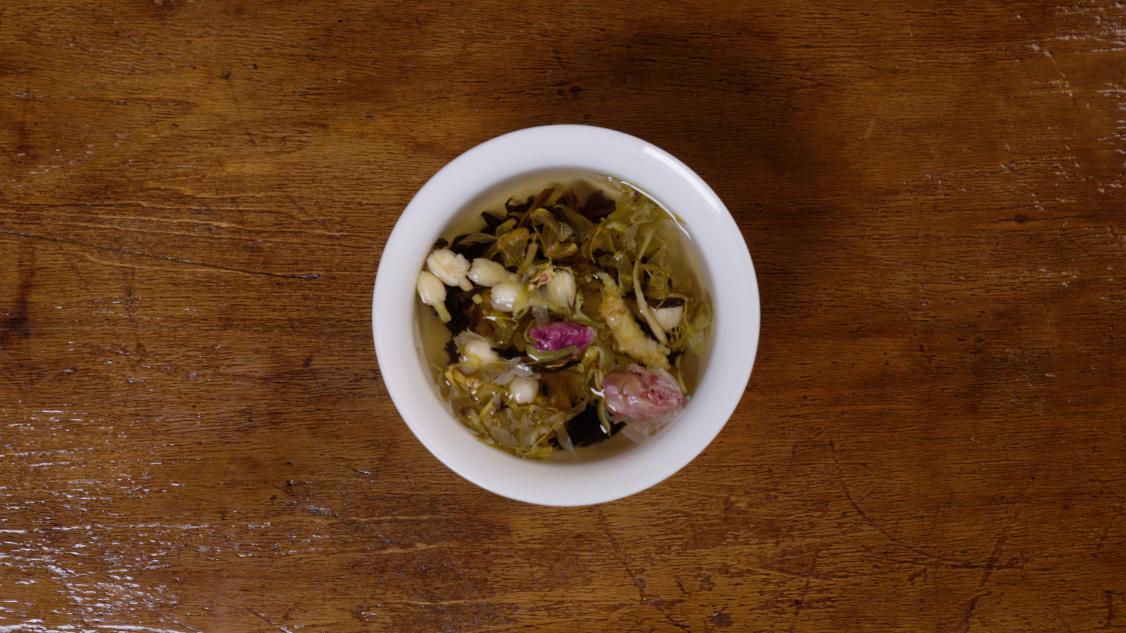 云南石斛花與上?;ú枧鲎渤鰟e樣“火花”