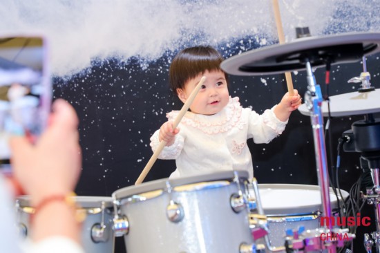 最年輕的鼓手 最年輕的鼓手