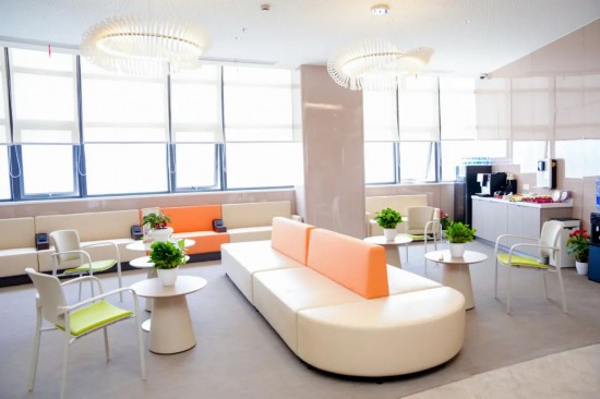 國婦嬰徐匯院區門診及候診區域 (2).jpg